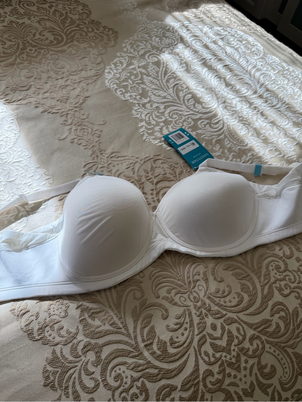 Vanity Fair White Strapless Molded Cup Bra
